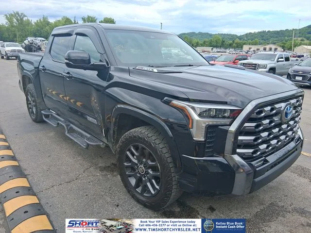 2024 Toyota Tundra Hybrid Platinum