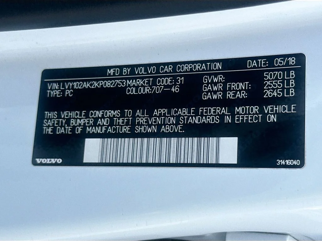 Used 2019  Volvo T5 Momentum image 36