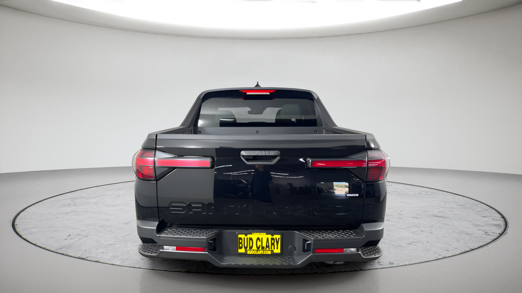 Used 2025 Black Hyundai SE image 4