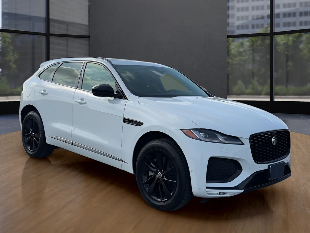 New 2026 White Jaguar P400 R-Dynamic S image 3