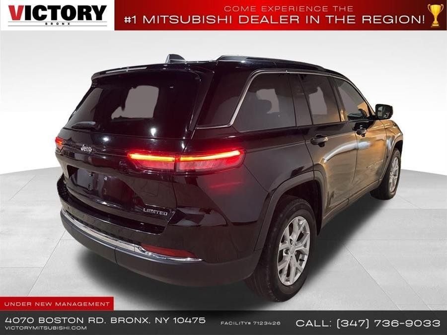 Used 2023 Black Jeep Limited image 4
