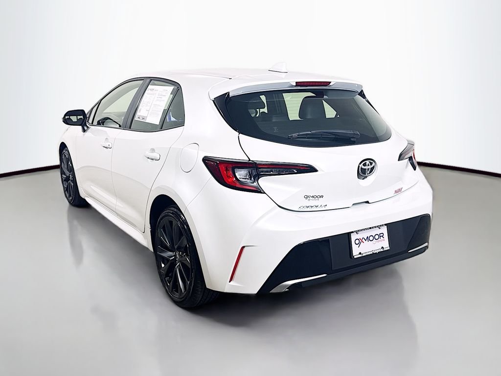 Used 2024 Wind Chill Pearl Toyota XSE image 5