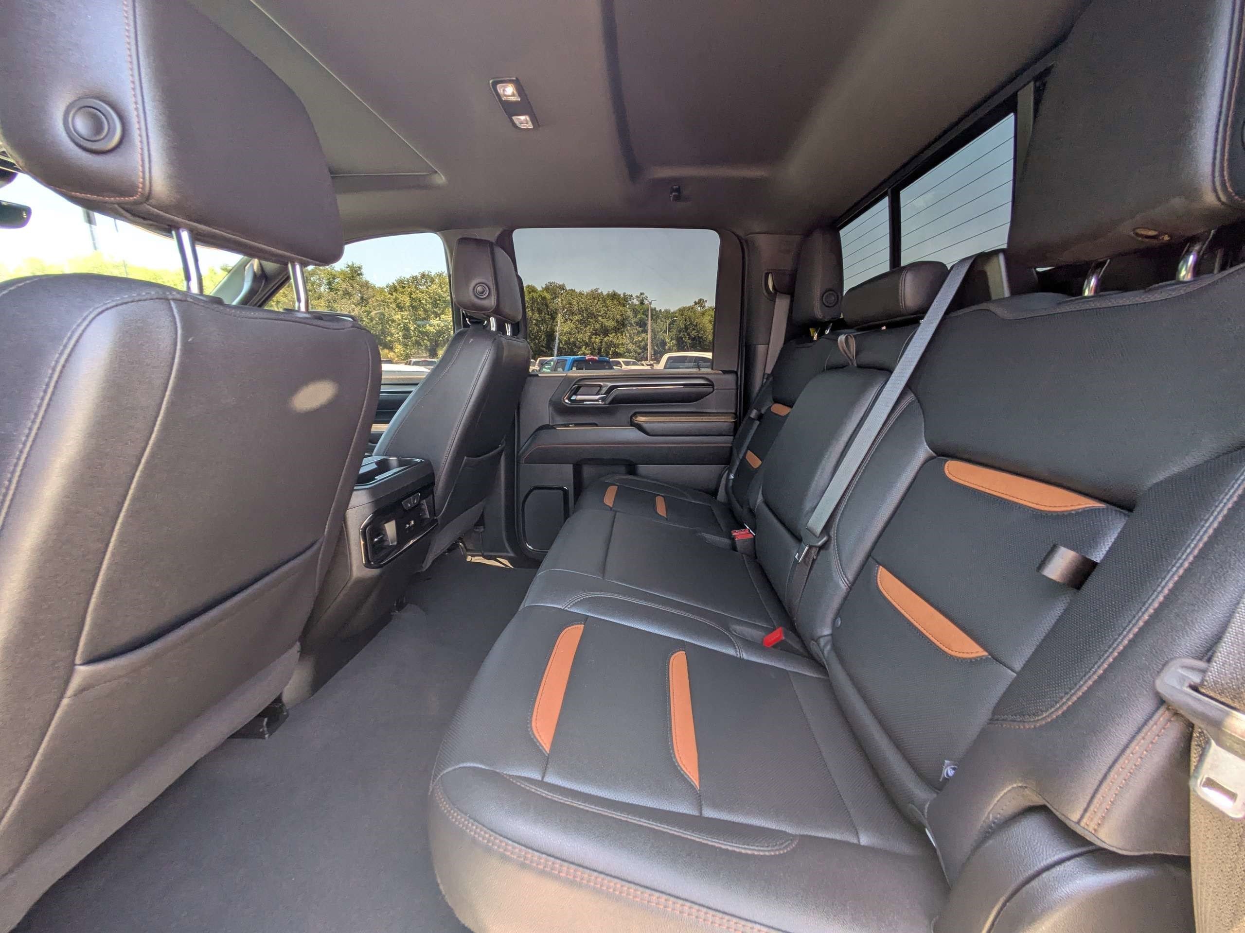 Used 2024 Summit White GMC AT4 image 13