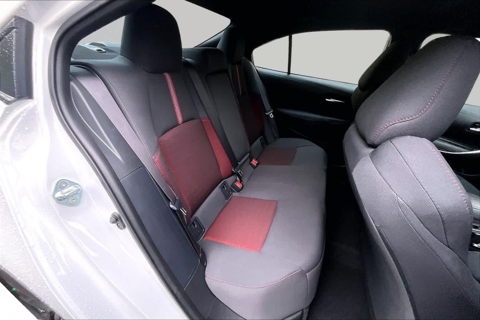 Certified Used 2024 Ice Cap Toyota SE image 19