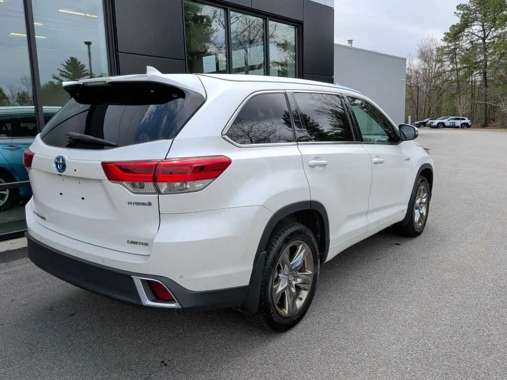 Used 2017 White Toyota Limited Platinum image 7