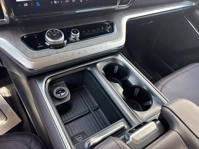 New 2026 Star White Metallic Tri-Coat Ford Platinum image 61