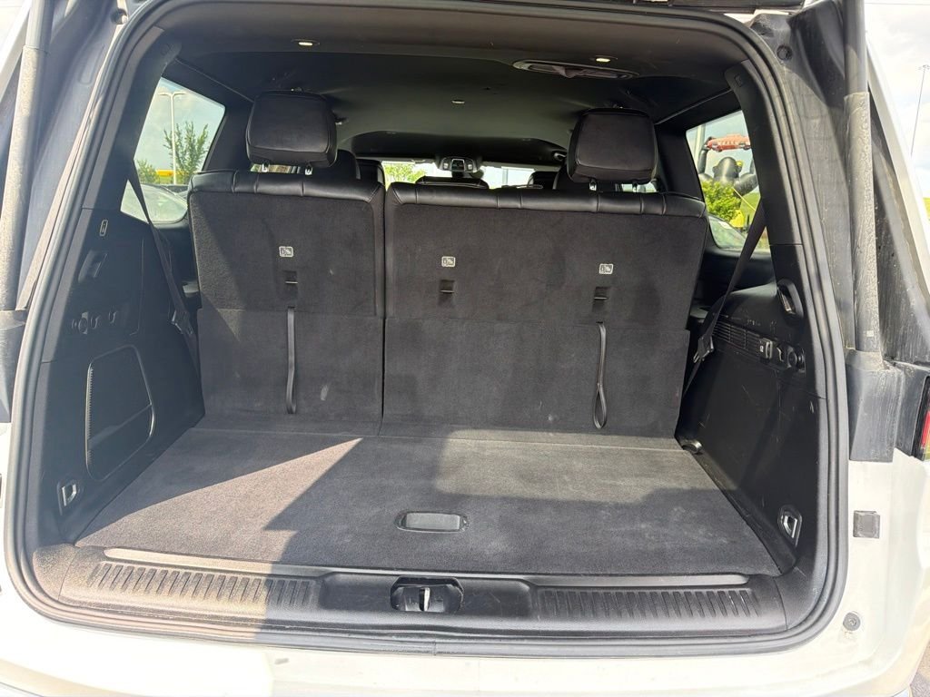 Used 2023 White Jeep Series II image 16