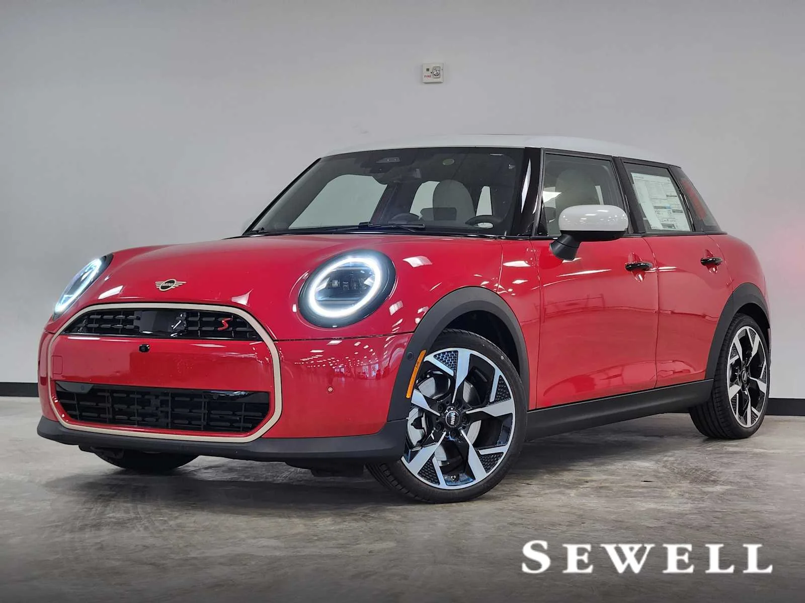2026 MINI 4 Door Iconic
