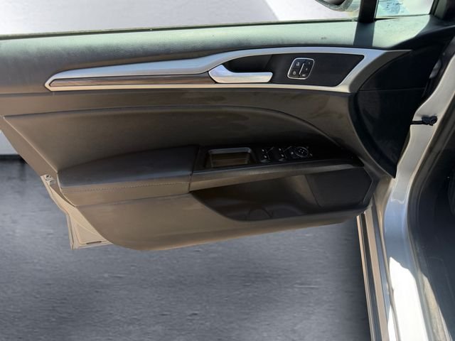 Used 2020 Silver Ford SEL image 12