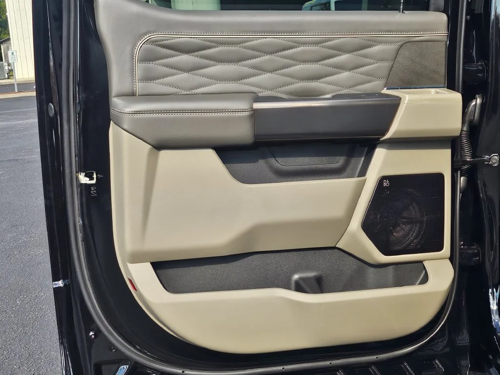 New 2027 Agate Black Metallic Ford F-350® Platinum® image 38