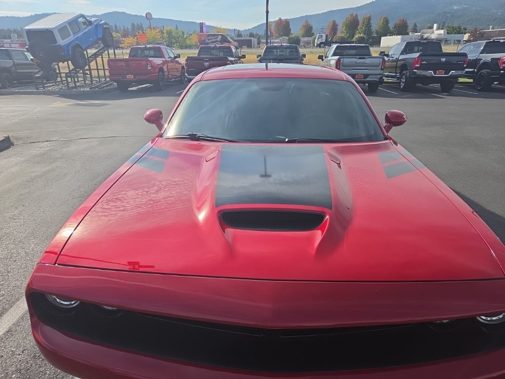 Used 2015 Red Dodge SRT 392 image 9