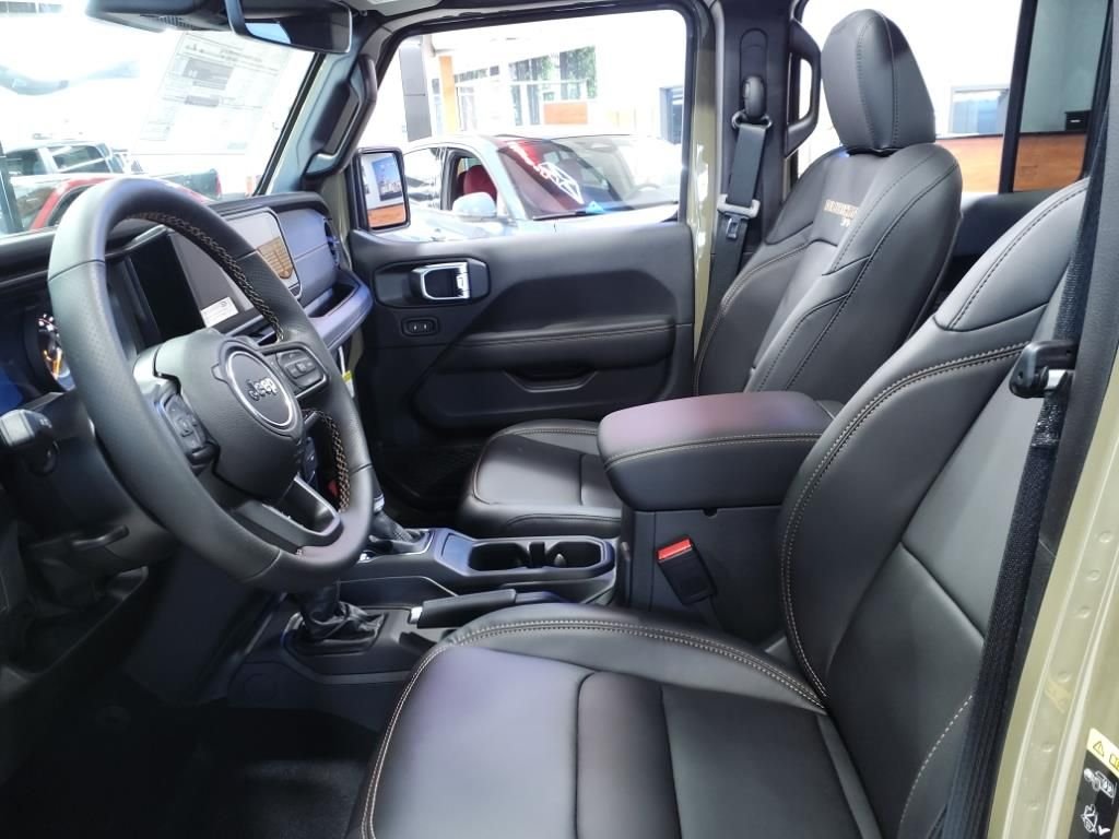 2025 Jeep Wrangler 4-Door Rubicon 392 Final Edition - Photo 8