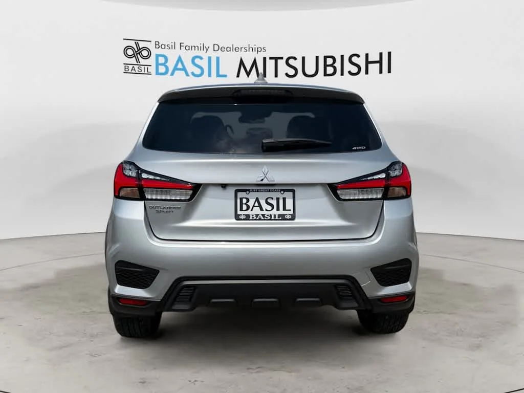 New 2027 Alloy Silver Metallic Mitsubishi ES image 4