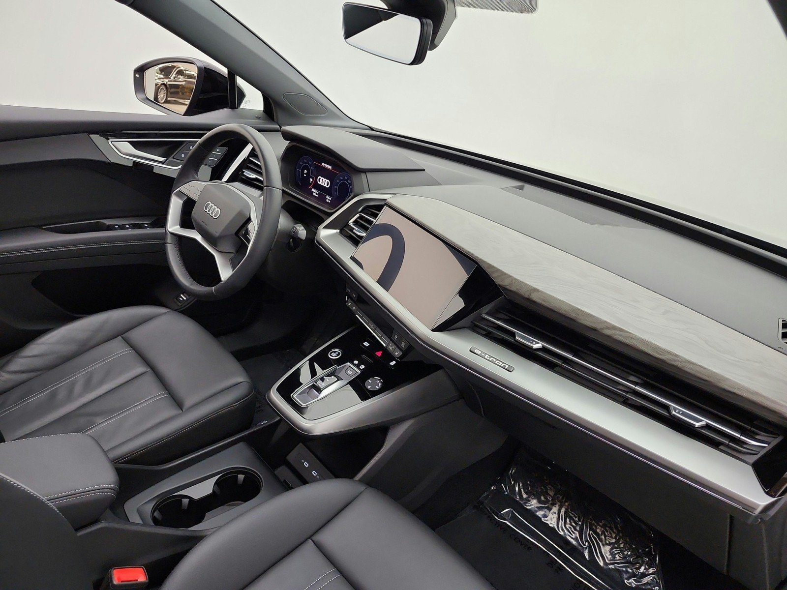Used 2024 Mythos Black Metallic Audi Premium 50 quattro image 18