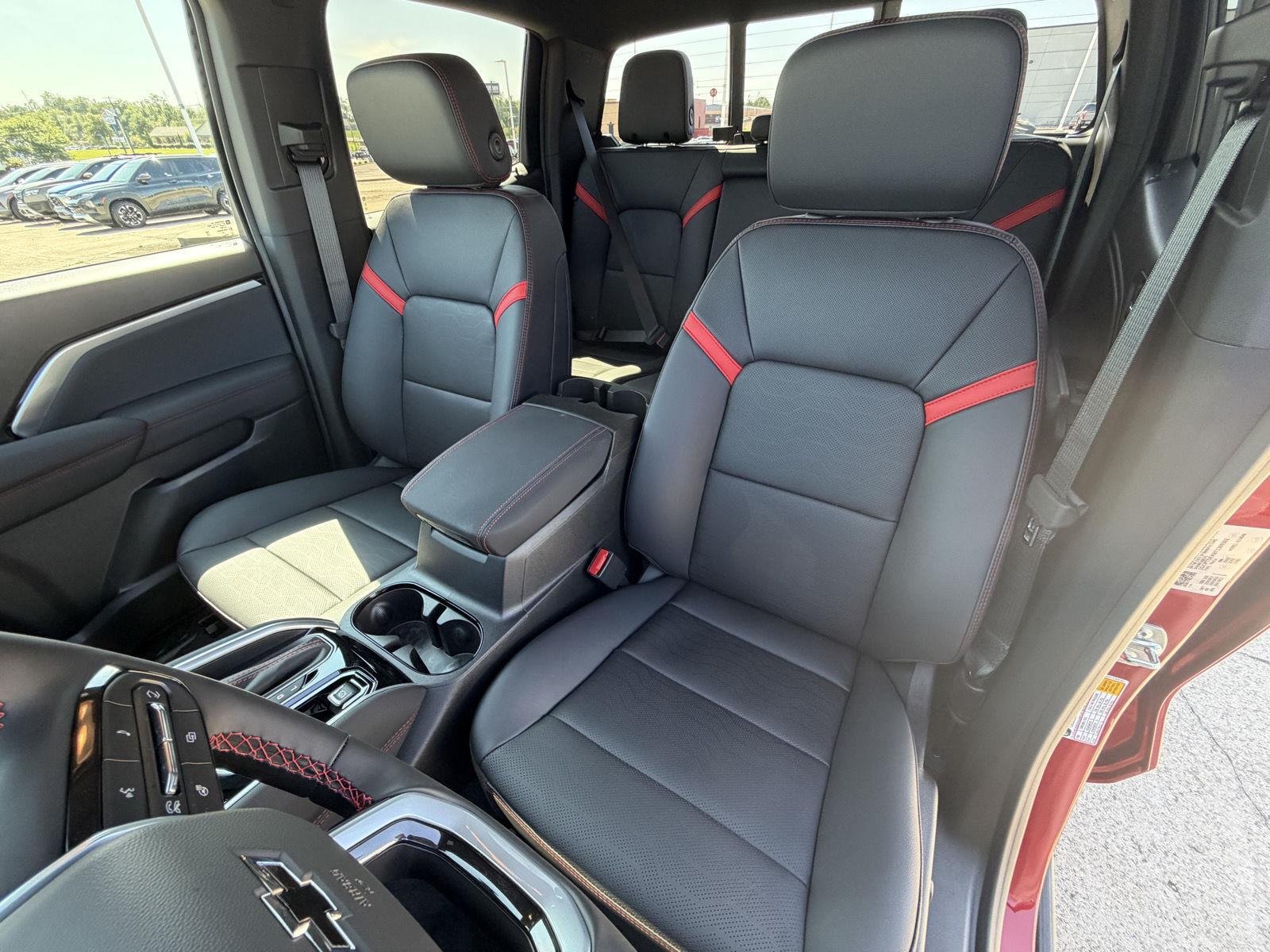 2026 Chevrolet Colorado Z71 - Photo 19
