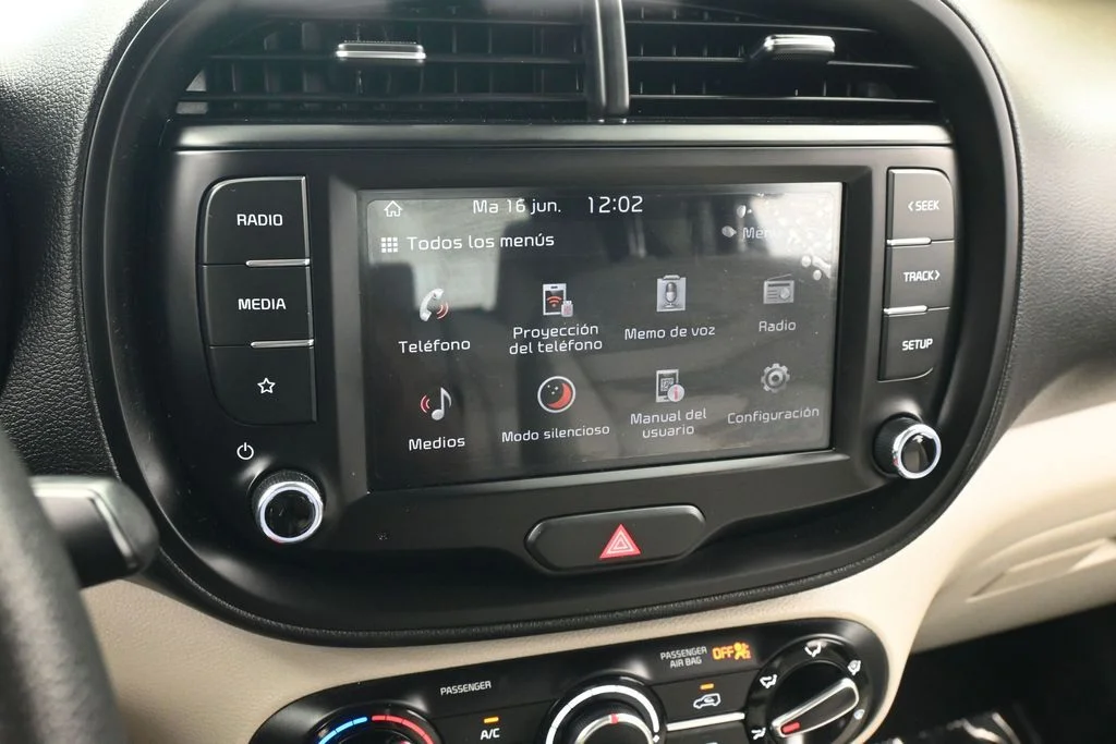 Used 2023 Fusion Black Kia LX image 17