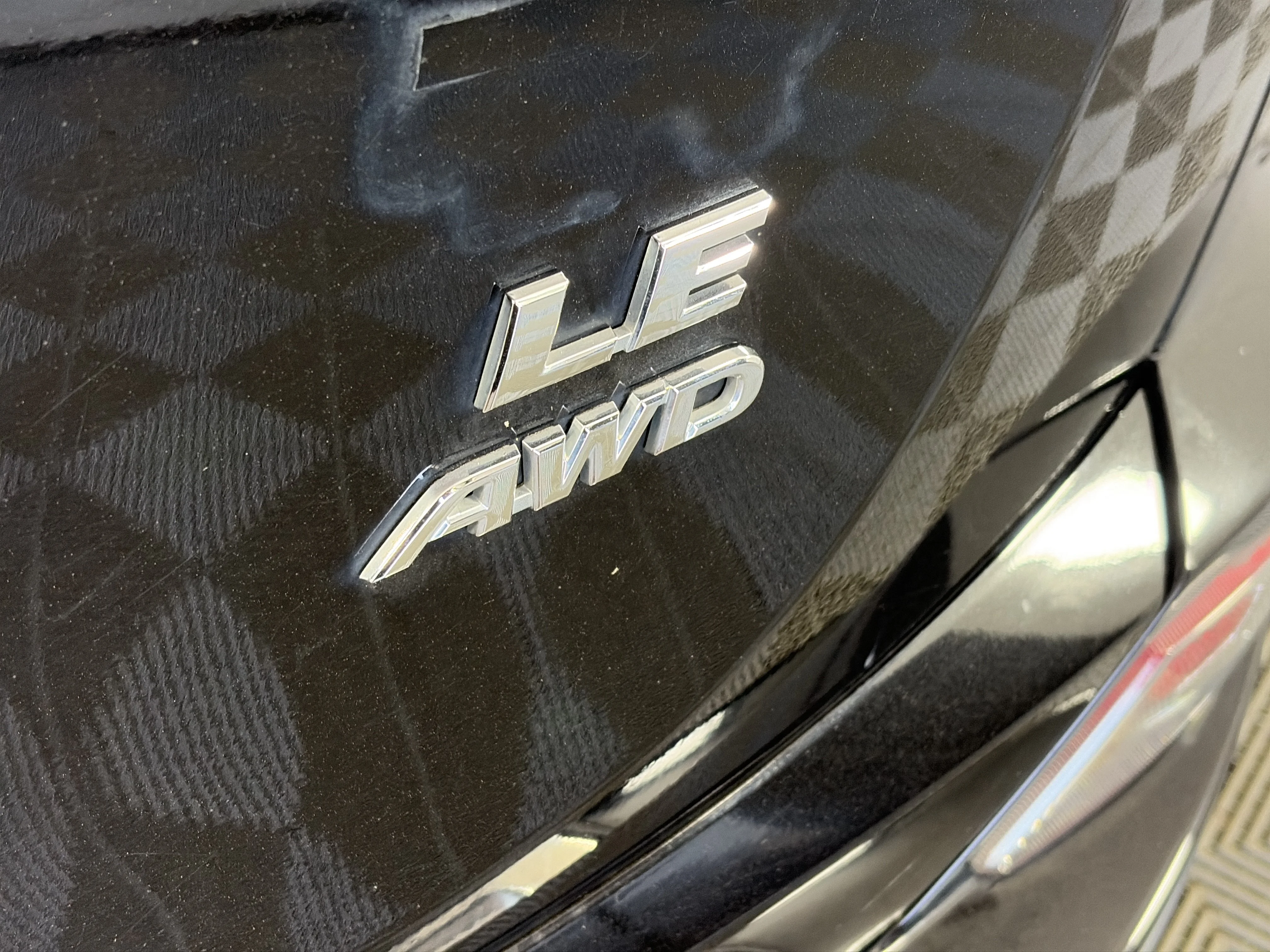Used 2018 Black Toyota LE image 17
