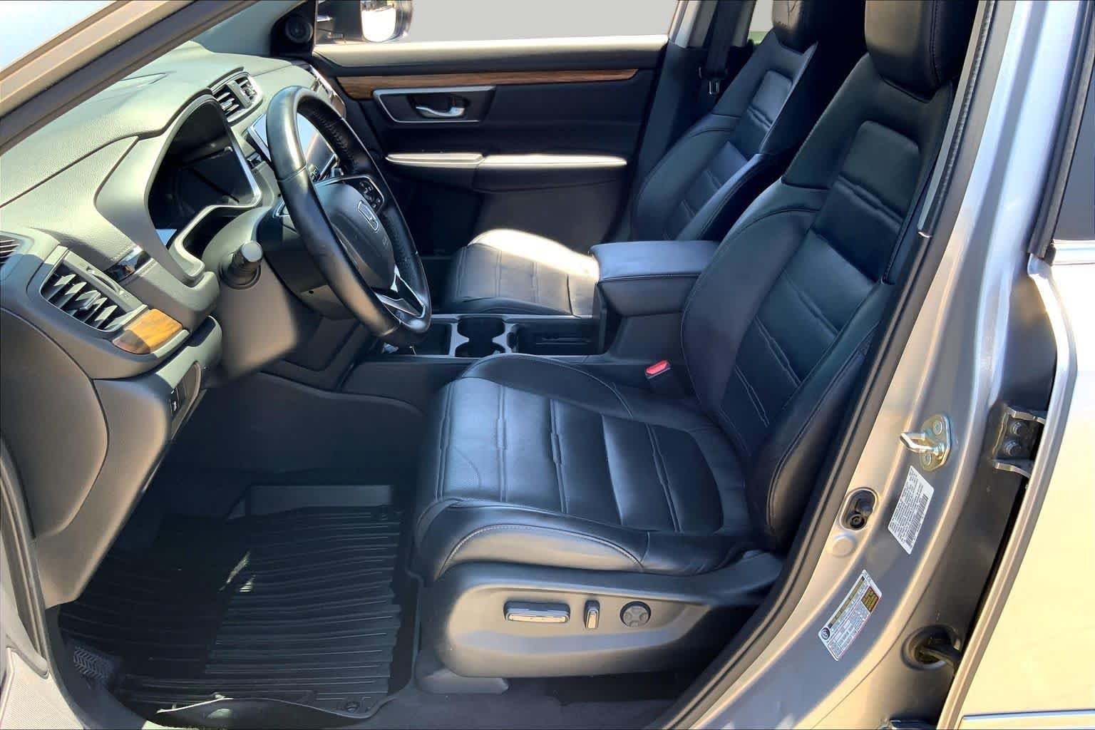 Used 2018 Lunar Silver Metallic Honda EX-L image 8