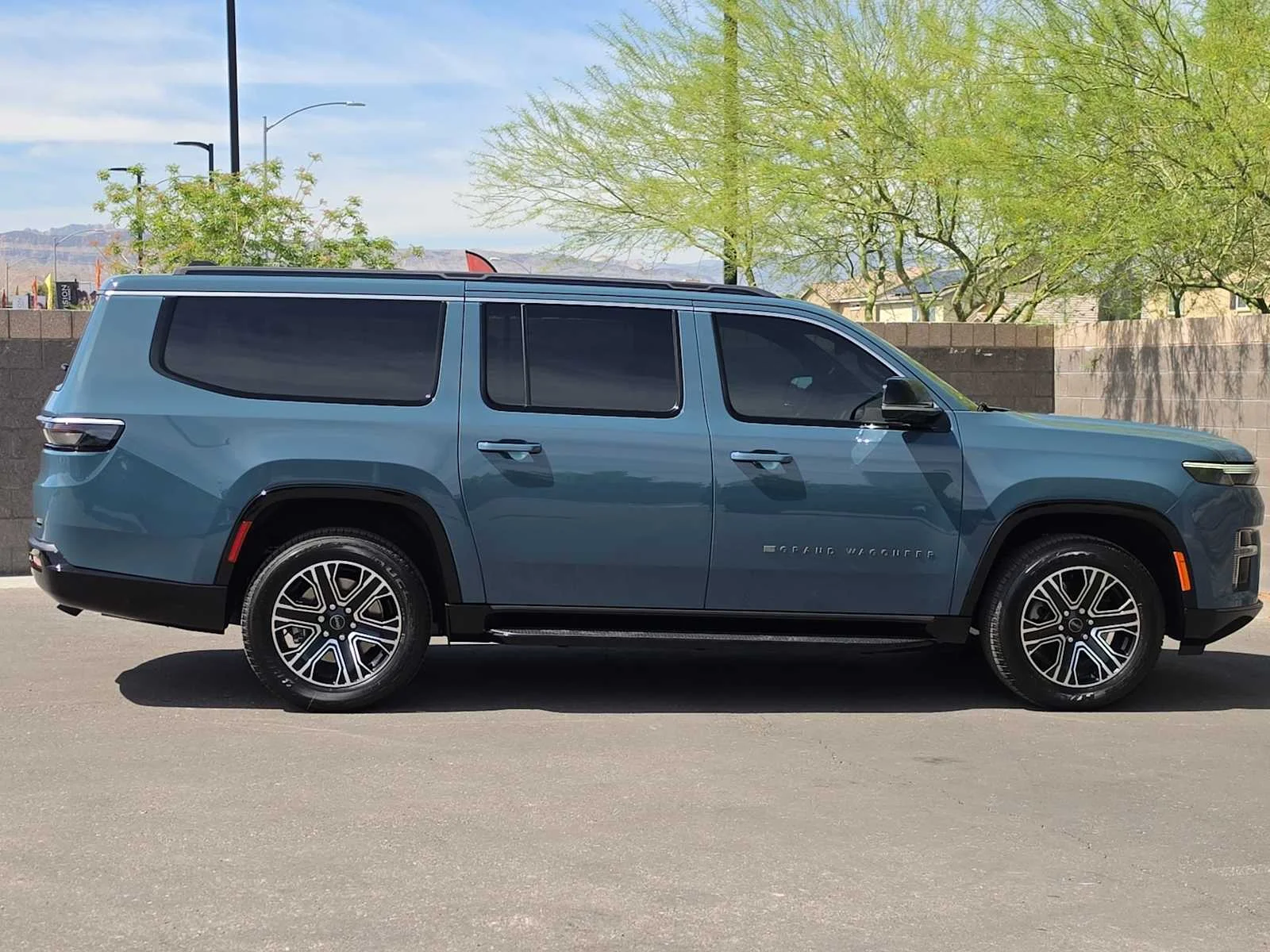 New 2026 Steel Blue Exterior Paint Jeep  image 9