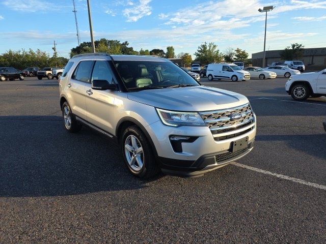 Used 2018 Silver Ford XLT image 1