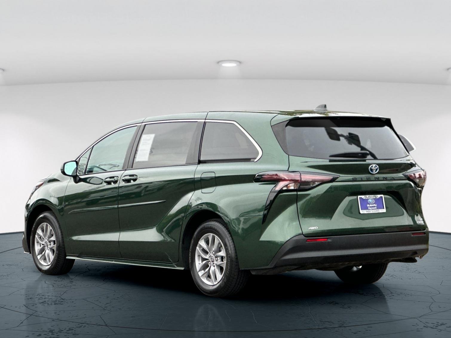 Used 2024 Cypress Toyota LE 4D Passenger Van image 4