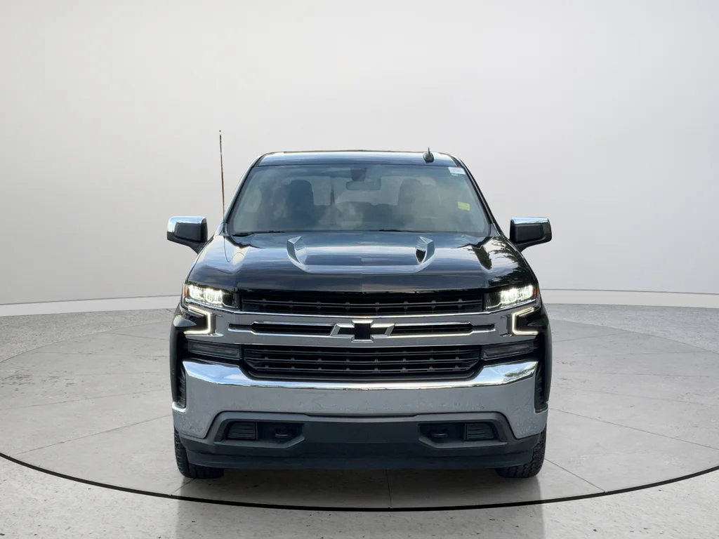 Used 2021 Black Chevrolet LT image 30