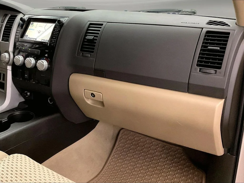 Used 2007 Beige Toyota SR5 image 21