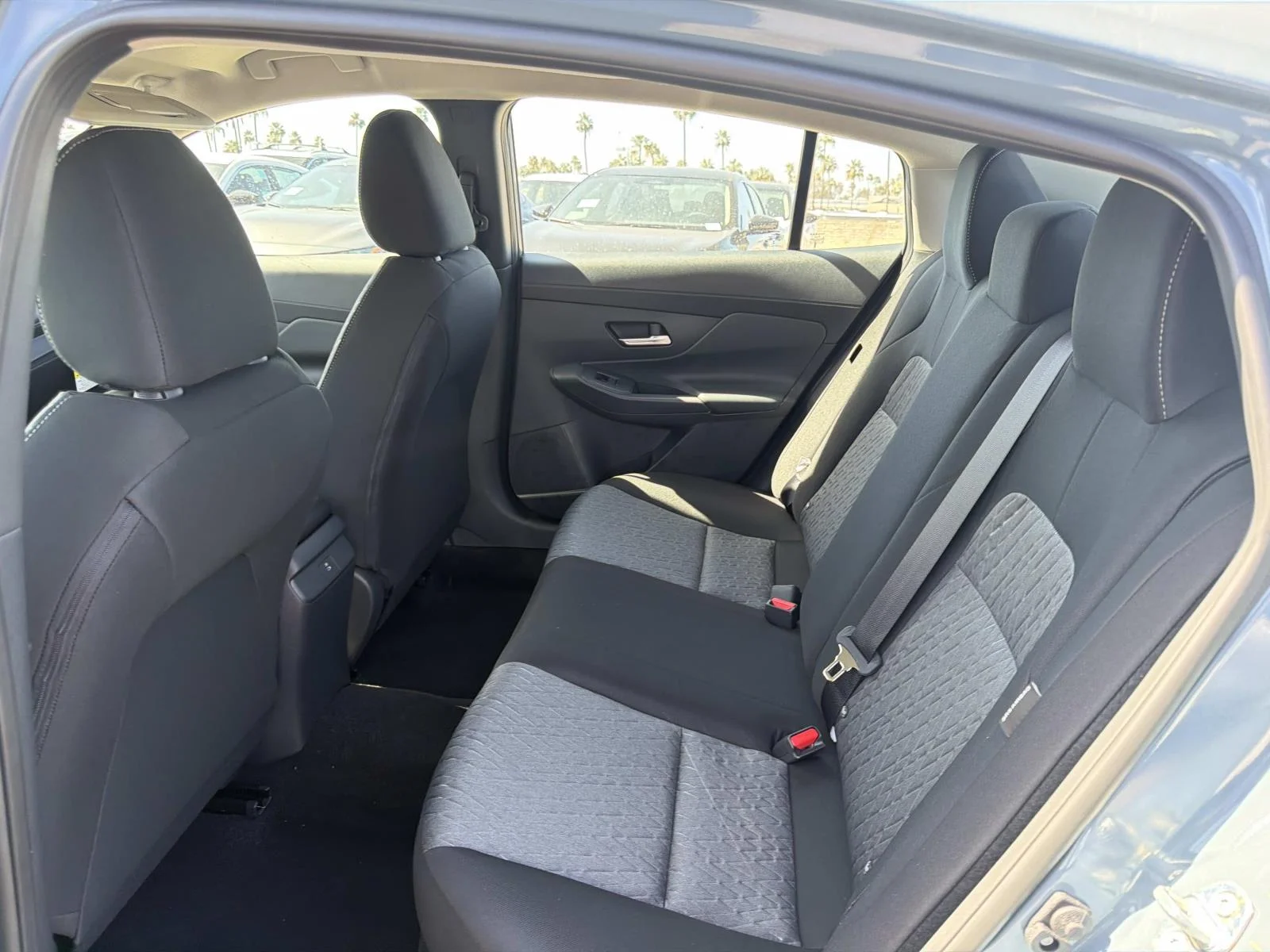 New 2027 Atlantic Gray Metallic Nissan SV image 26