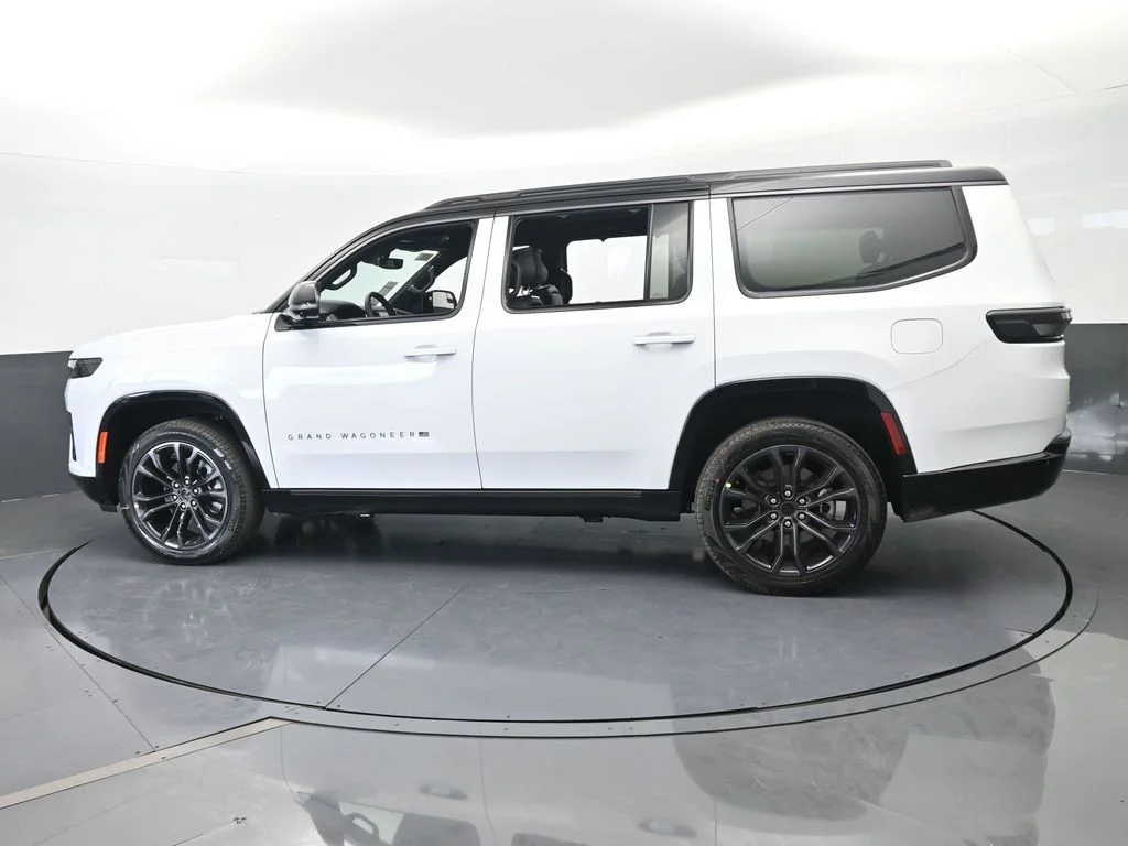 New 2026 Bright White Clearcoat Jeep Summit Obsidian image 3