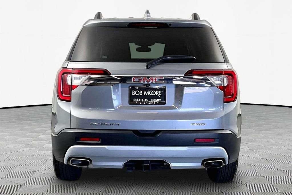 Used 2023 Silver GMC SLT image 4