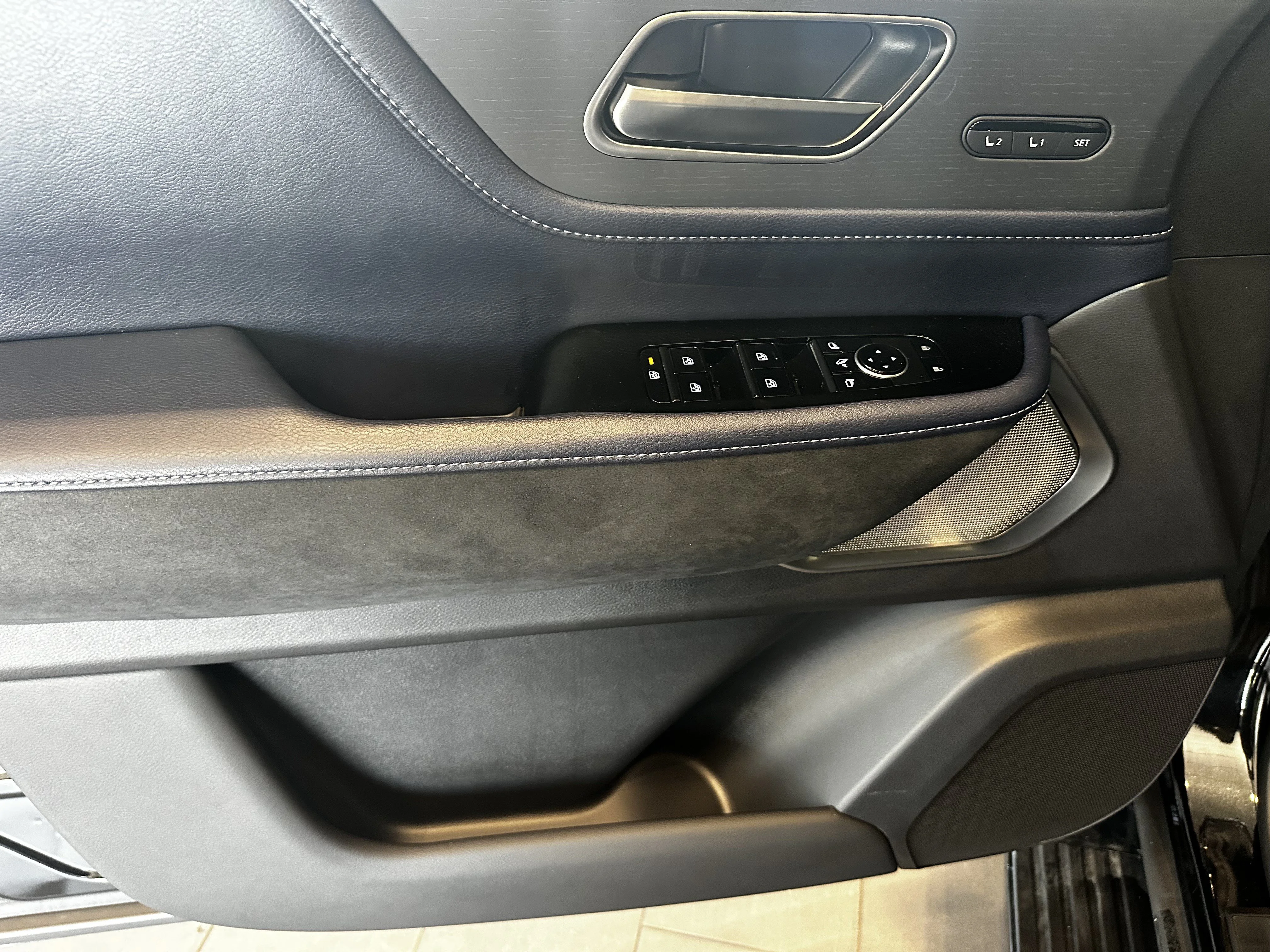New 2027 MINERAL BLACK INFINITI Sport 4WD image 15