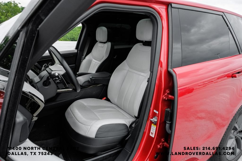 Used 2023 Firenze Red Metallic Land Rover SE Dynamic image 38