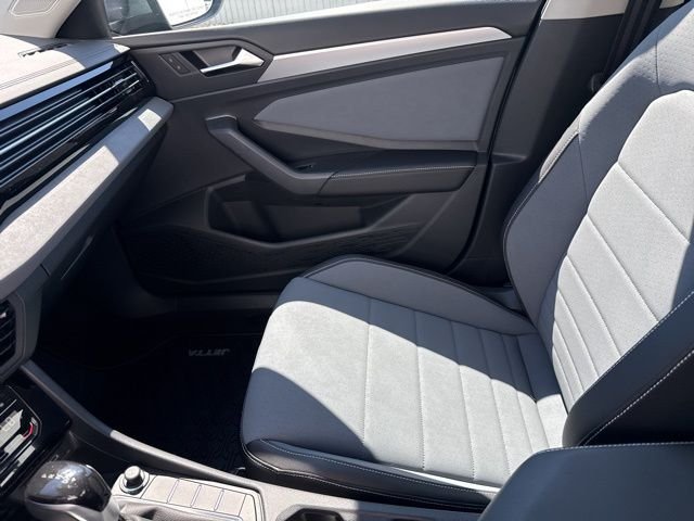 New 2026 Platinum Gray Volkswagen 1.5T SE image 23