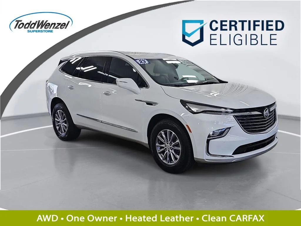 2023 Buick Enclave Essence AWD's photo