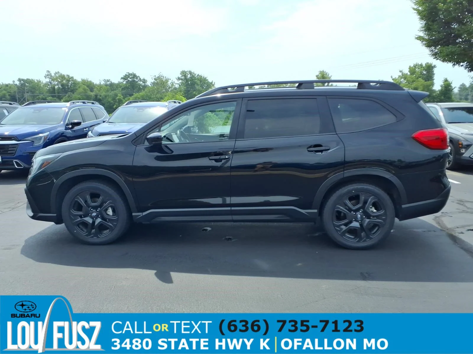 Used 2024 Crystal Black Silica Subaru Onyx Edition image 4