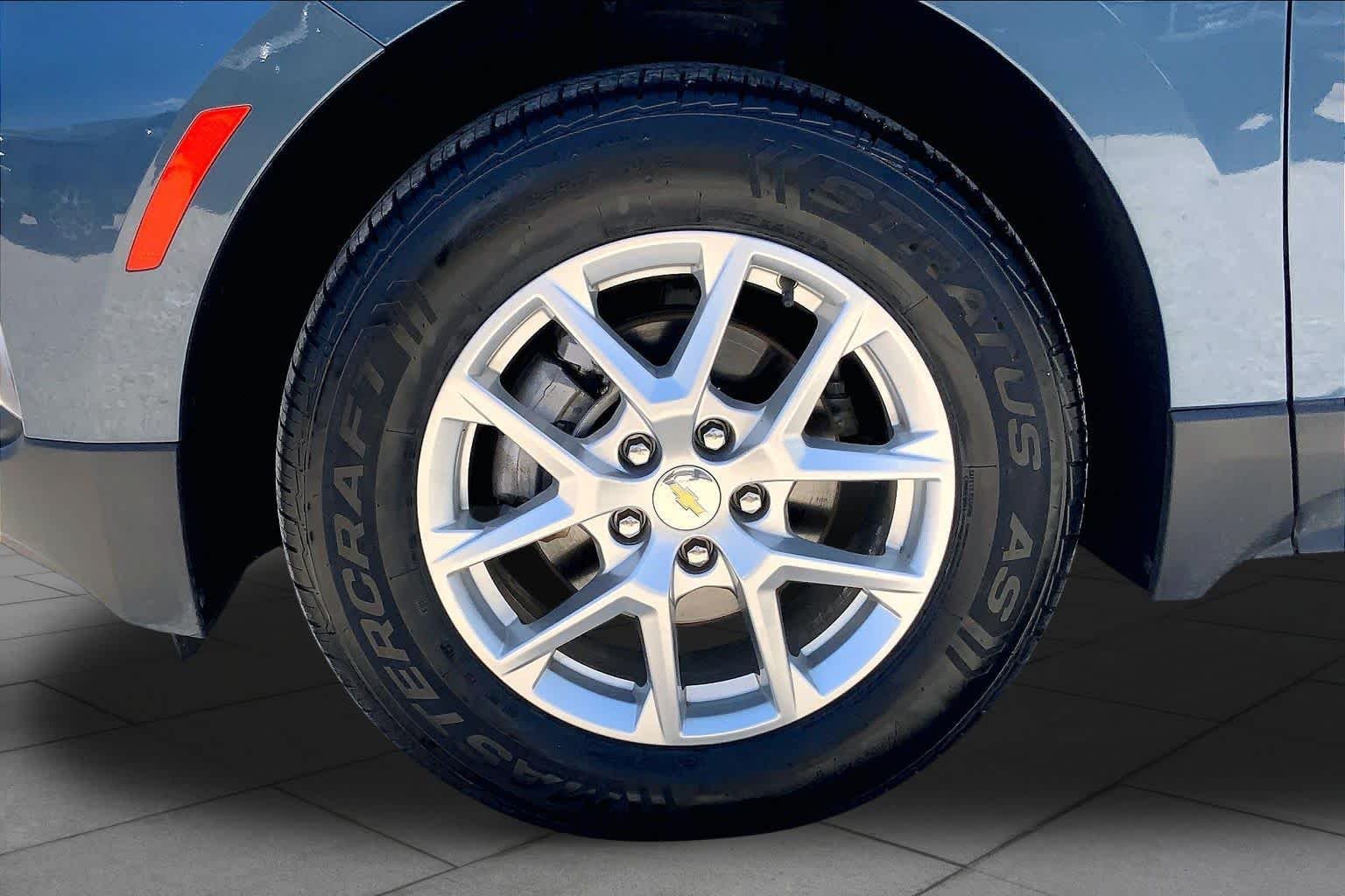 Used 2024 Lakeshore Blue Metallic Chevrolet LT image 11