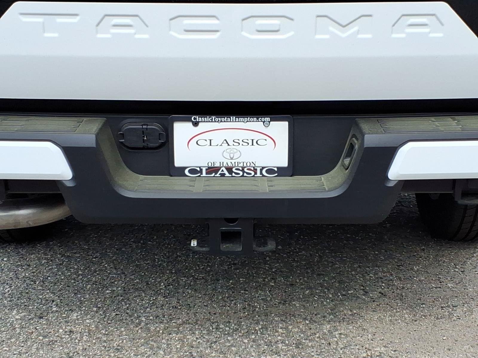 2026 Toyota Tacoma SR5 - Photo 10