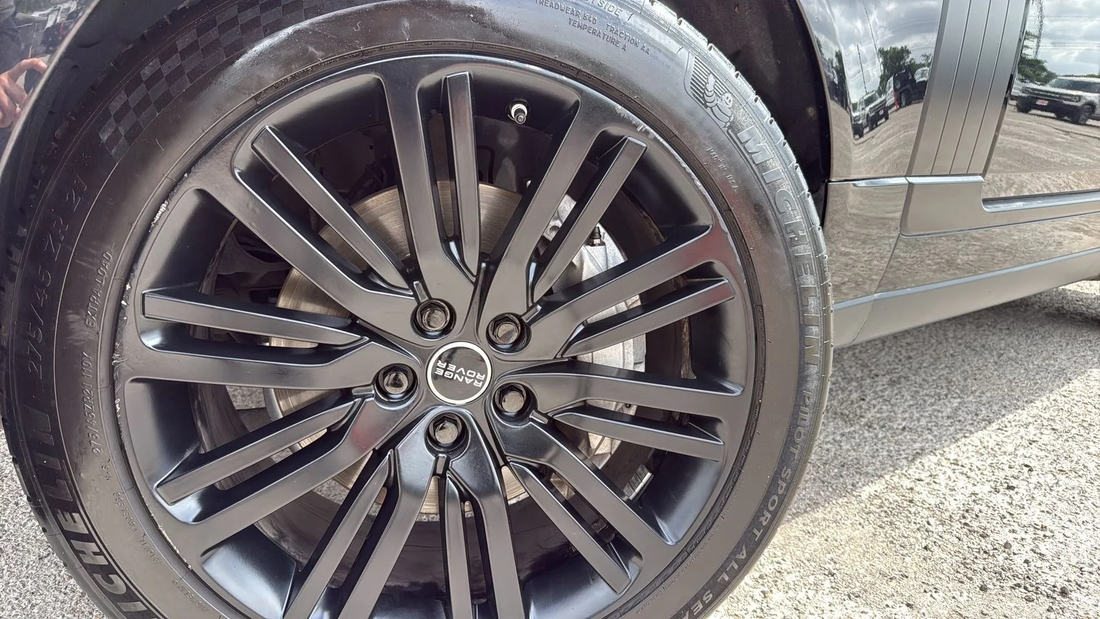 Used 2019  Land Rover 3.0L V6 Supercharged image 26