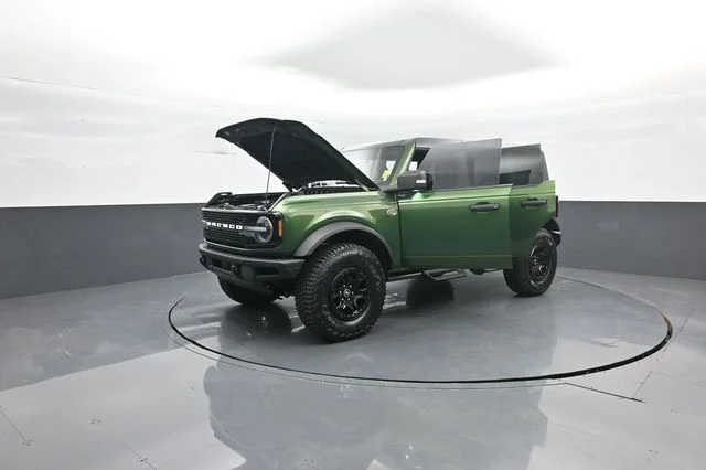 Certified Used 2024 Green Metallic Ford Wildtrak image 34