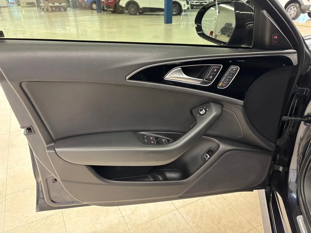 Used 2018 Moonlight Blue Metallic Audi 2.0T image 10