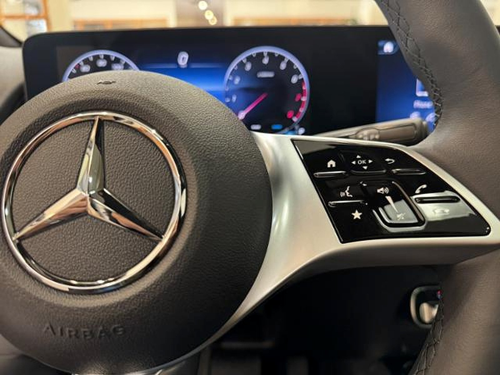 Certified Used 2026 Polar White Mercedes-Benz  image 18