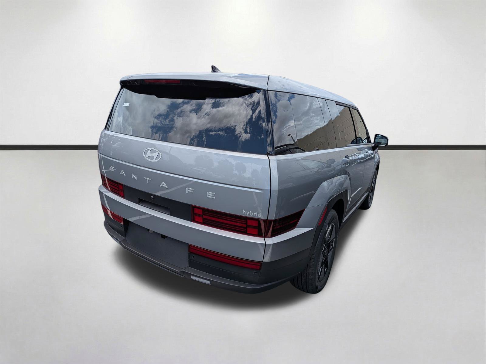 New 2027 Shimmering Silver Hyundai SEL image 34