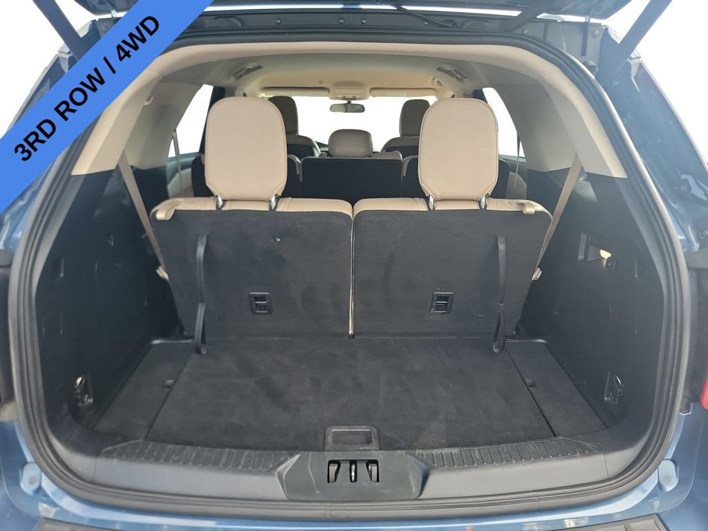 Used 2020 Blue Ford XLT image 16