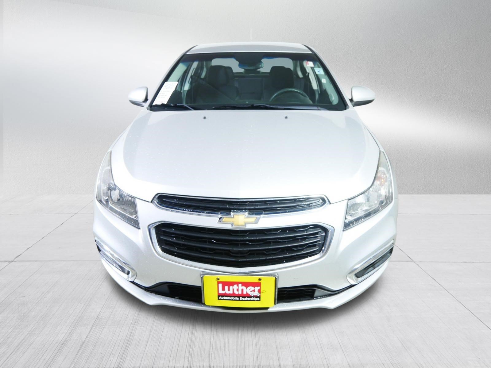 Used 2015 Chevrolet Cruze 1LT with VIN 1G1PC5SB3F7126699 for sale in Brooklyn Center, Minnesota