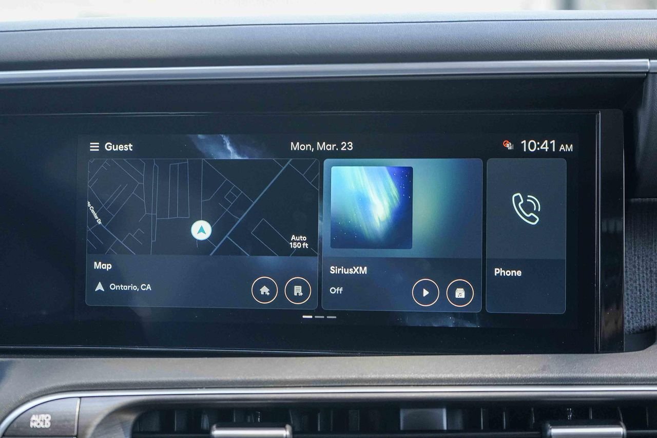 New 2026 Gray Hyundai SEL Premium image 15