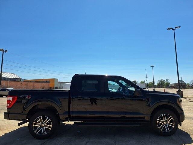 Used 2023 Agate Black Metallic Ford XL image 6