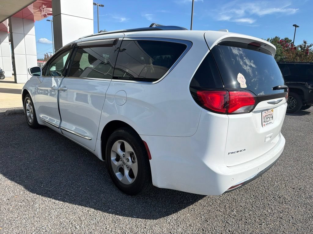Used 2017 Bright White Clearcoat Chrysler Touring-L Plus image 4