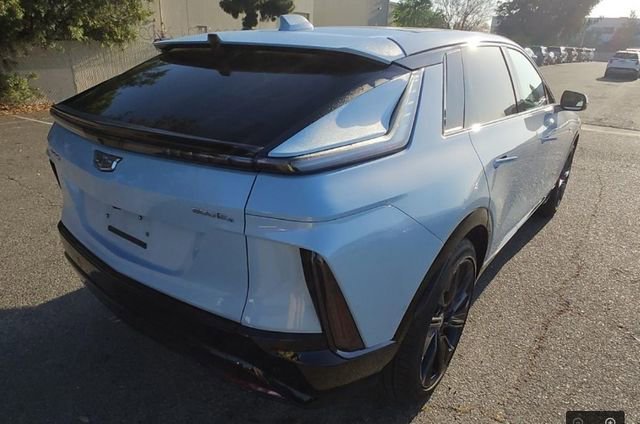 2025 Cadillac LYRIQ Sport 3 photo 5