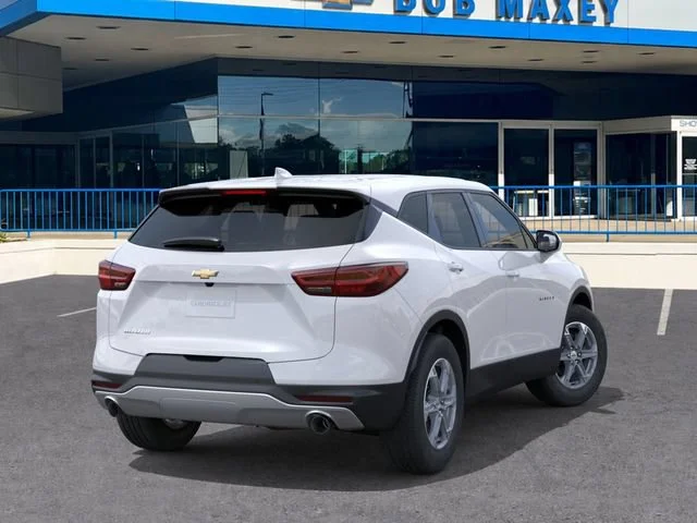 New 2026 Summit White Chevrolet 2LT image 4