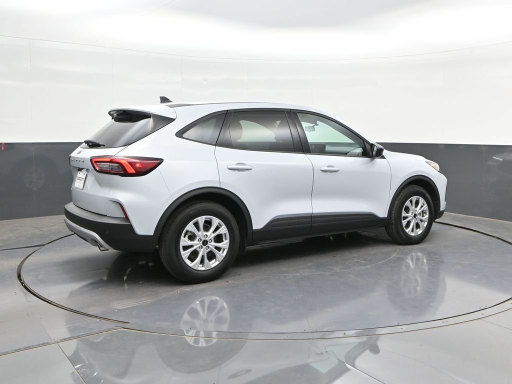 Used 2025 Silver Ford Active image 15